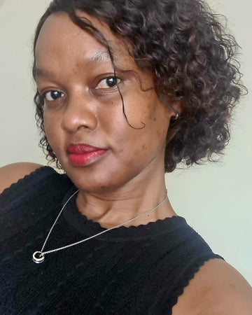 Photo from a customer review: 5 out of 5 stars, Nozipho