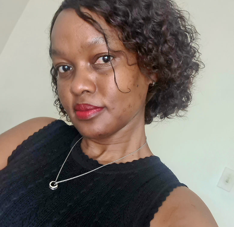 Photo from a customer review: 5 out of 5 stars, Nozipho
