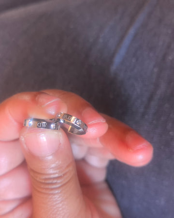 Photo from a customer review: 5 out of 5 stars, Dimakatso
