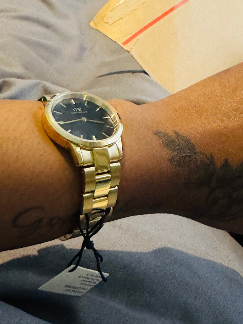 Photo from a customer review: 5 out of 5 stars, Nontobeko